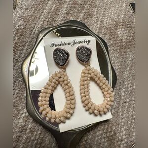 Fashion Jewelry Drop Earrings NWT